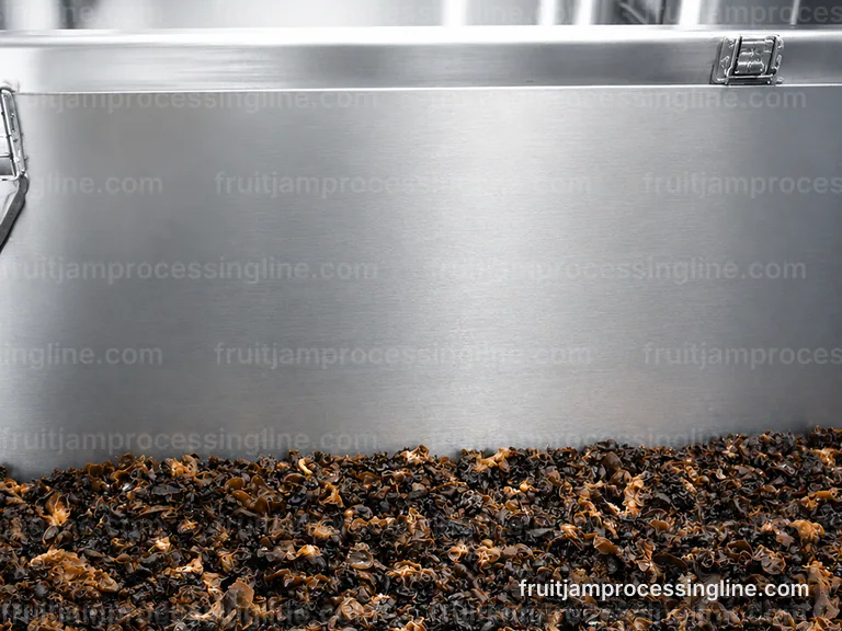 industrial fruit jam processing line, process sequence: vacuum jam cooker connection view
